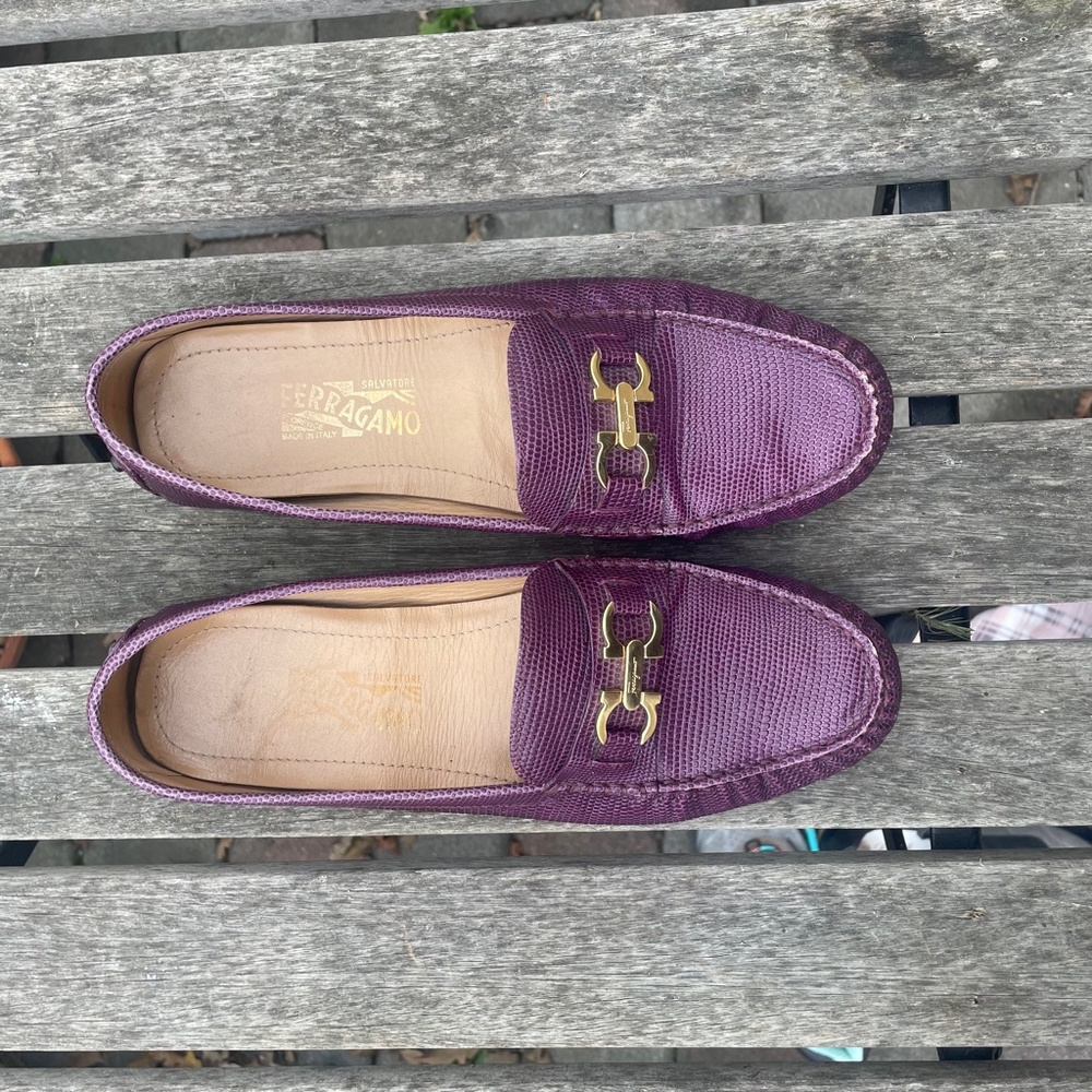 Womens Salvatore Ferragamo Gancini Exotic Leather Driver loafers 10.5